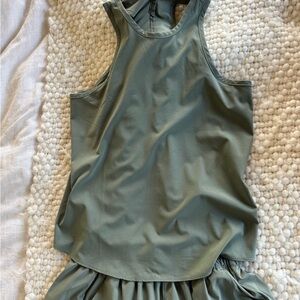 Vuori Green Sleeveless Top/Shorts set